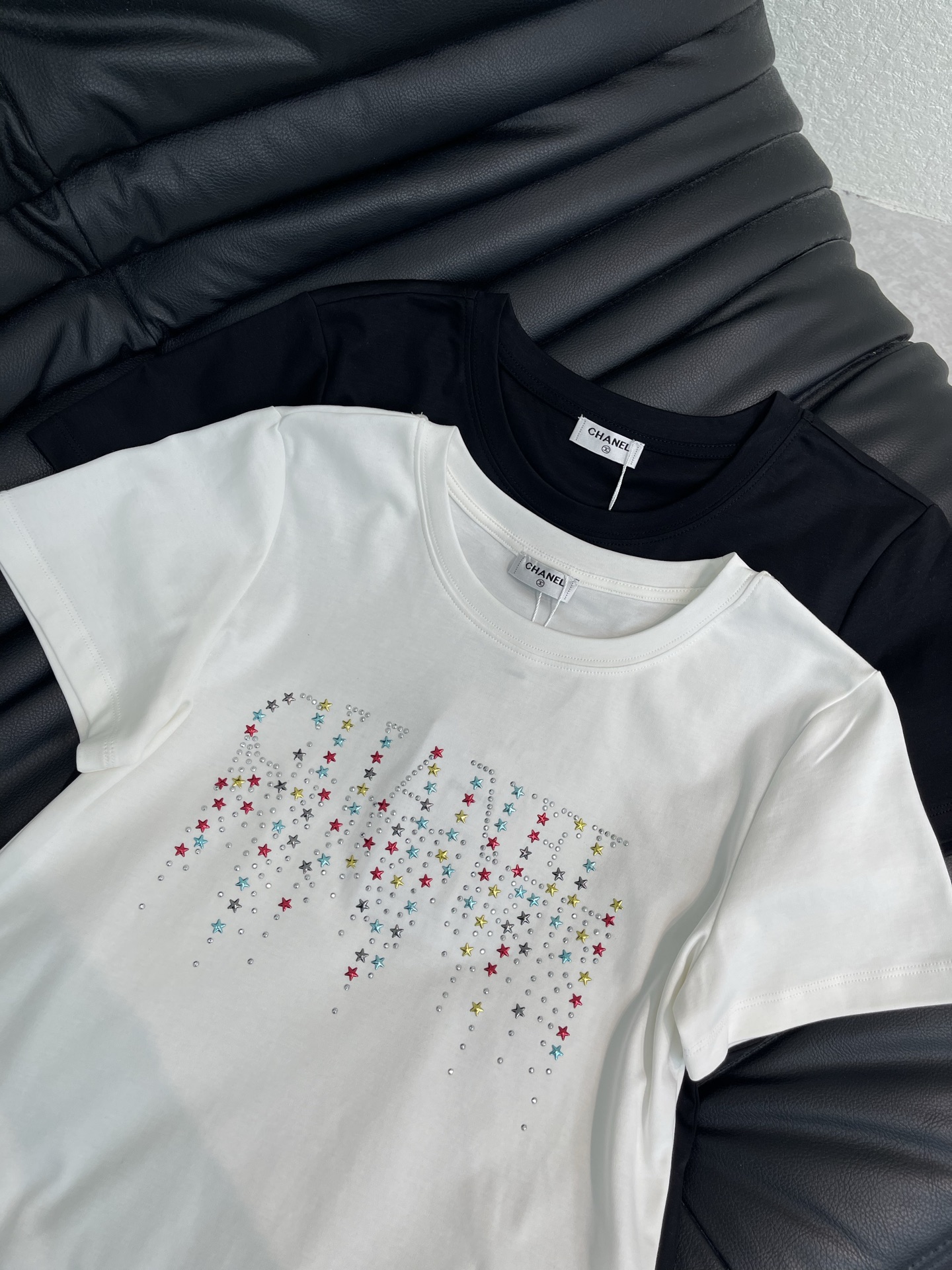 Women's short sleeves